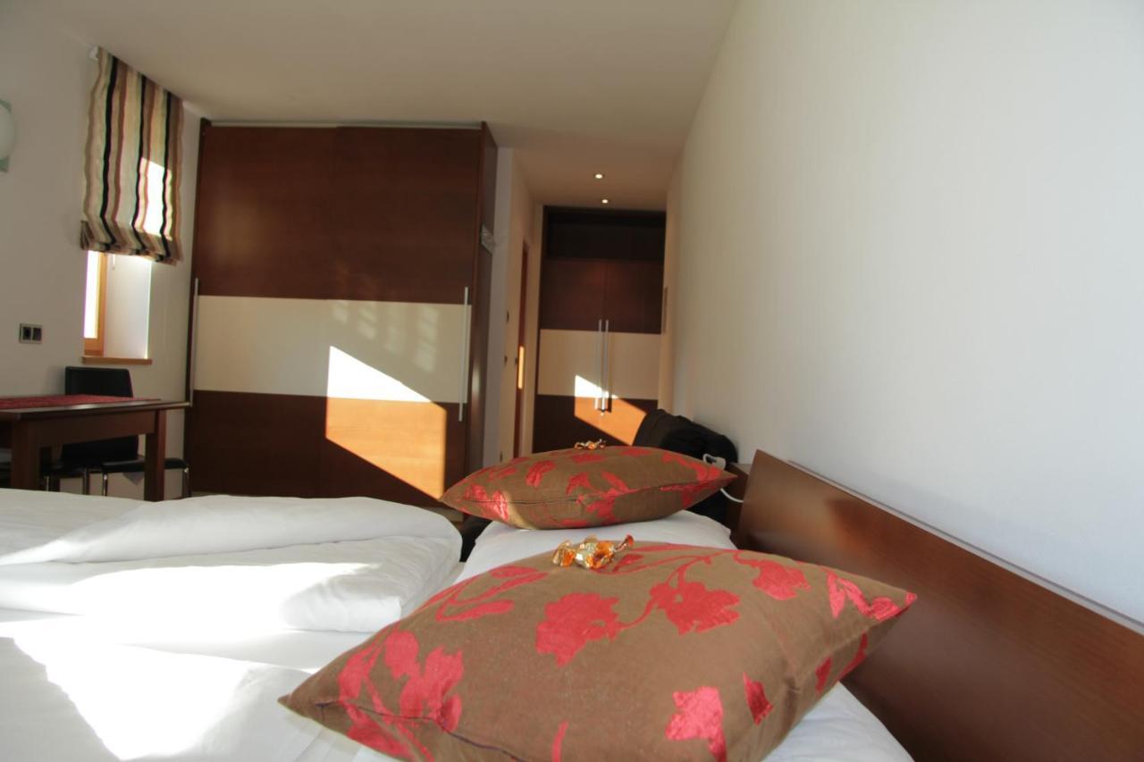 Hotel Garni - Am Burghuegel 3*