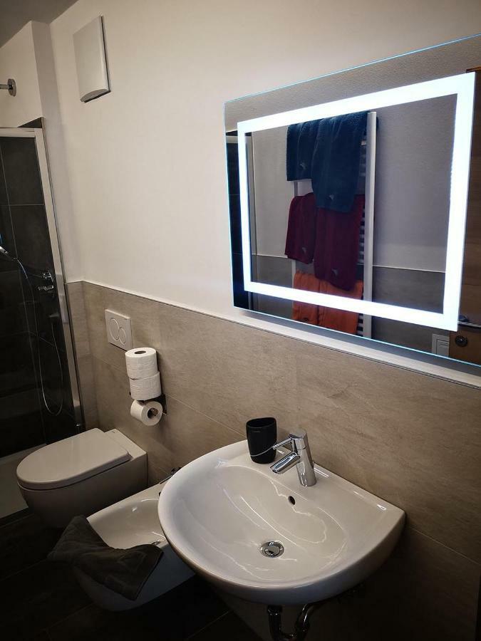 Hotel Garni - Am Burghuegel