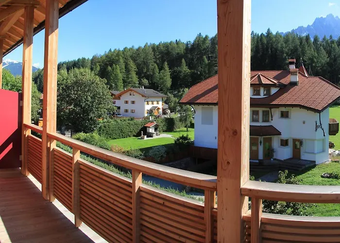 Garni - Hotel Am Burghuegel